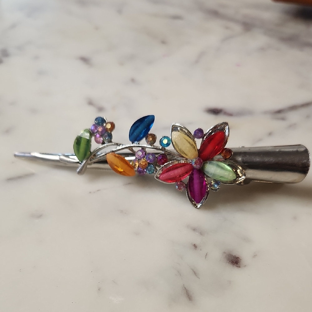 Long Slivertone Floral Sparkling Hair Clip